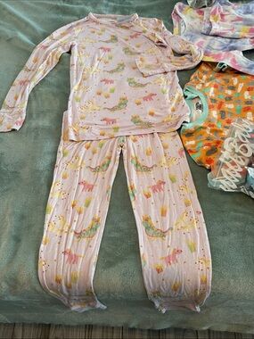 Posh Peanut Glitterville long sleeve PJ set with 4 additional PJ sets size 10-12